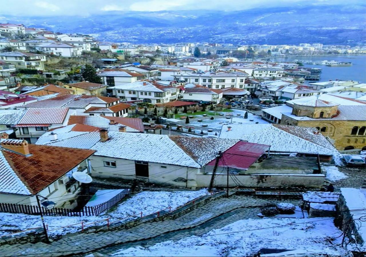 Vero Comfort Apartment Ohrid Extérieur photo